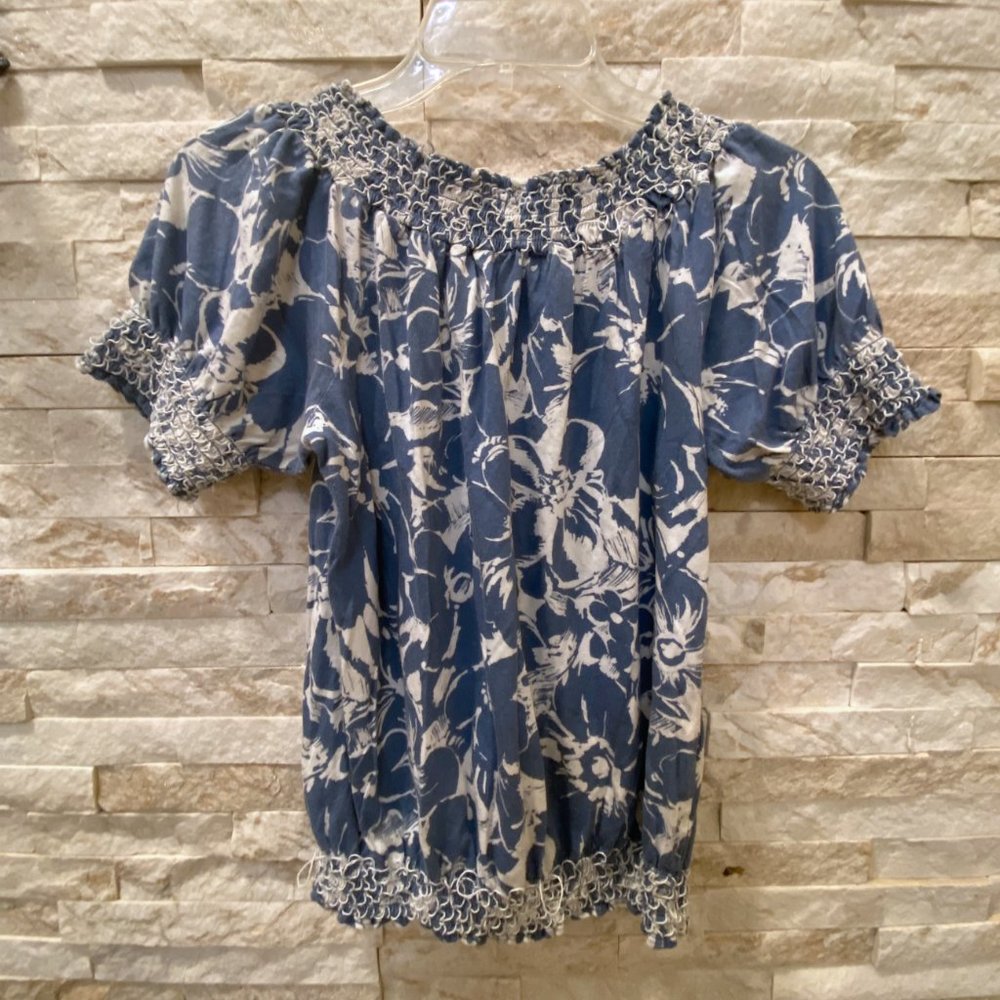 STYLE & Co. TOP - Size: M - Picture 3 of 3